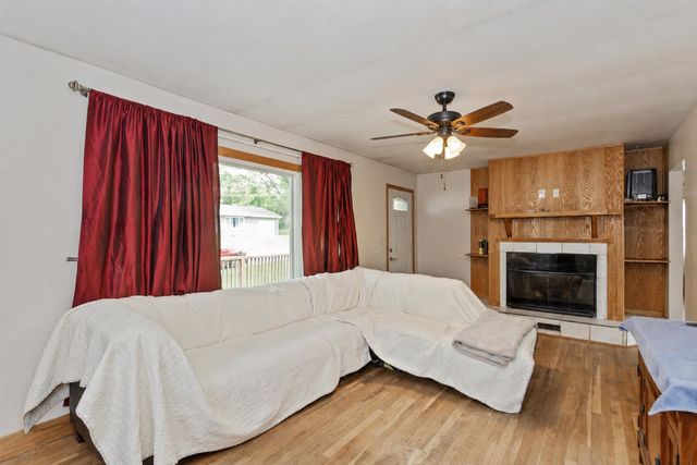 7610 SW 9th Place, Des Moines, IA 50315