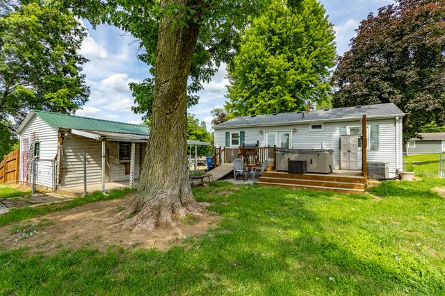 7610 SW 9th Place, Des Moines, IA 50315
