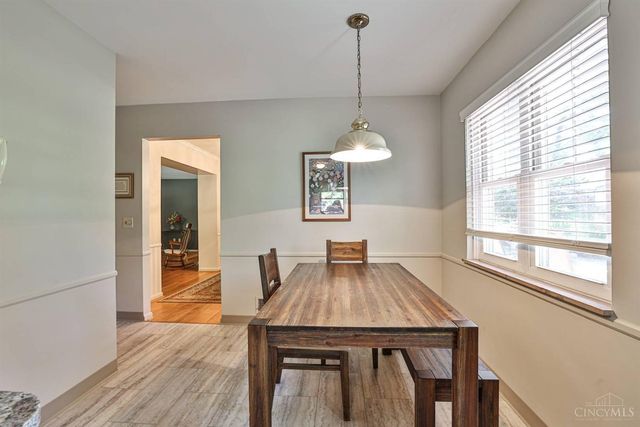 6829 Springcrest Circle, Madeira, OH 45243