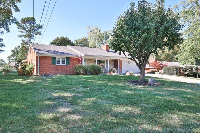 6829 Springcrest Circle, Madeira, OH 45243