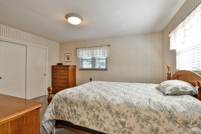 6829 Springcrest Circle, Madeira, OH 45243