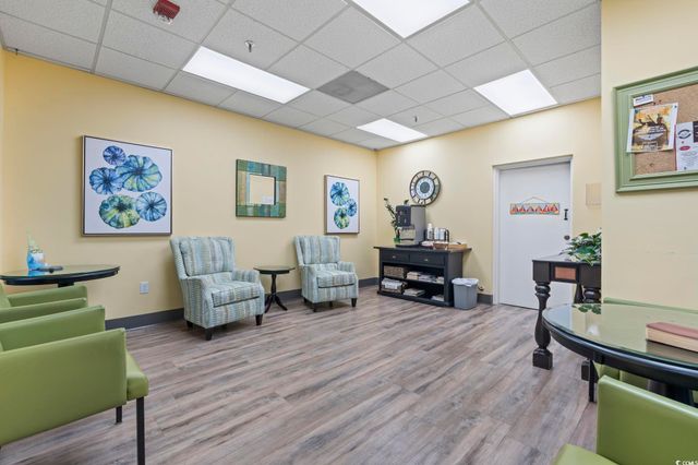 5001 Little River Rd Apt W106, Myrtle Beach, SC 29577