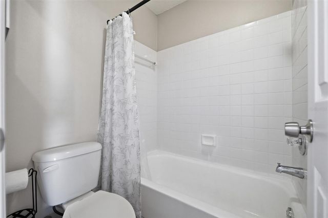 2116 INTERVISTA LN, Valrico, FL 33594