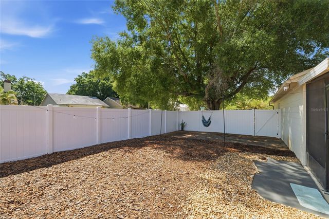 2116 INTERVISTA LN, Valrico, FL 33594