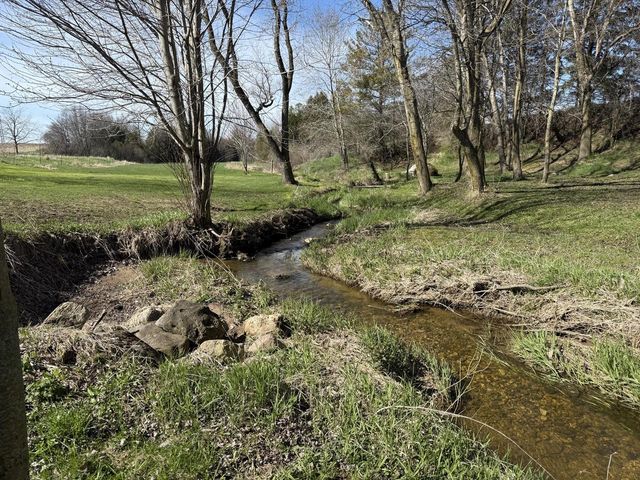 2109 E Tapawingo ROAD, Mishicot, WI 54228