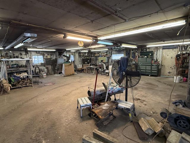 2109 E Tapawingo ROAD, Mishicot, WI 54228