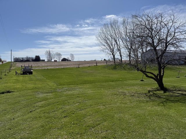 2109 E Tapawingo ROAD, Mishicot, WI 54228