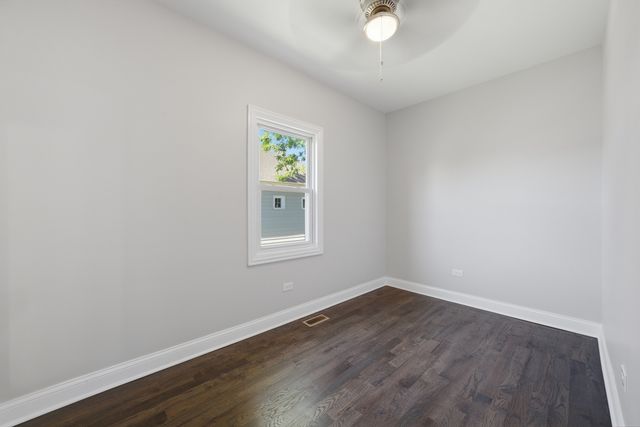 1232 Gunderson Avenue, Berwyn, IL 60402