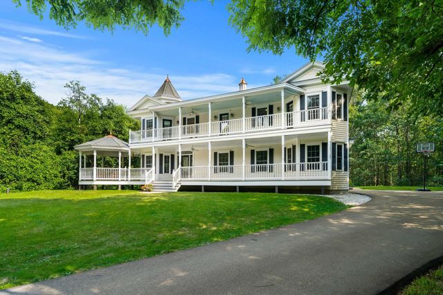 38 Rowell E Road, Brentwood, NH 03833