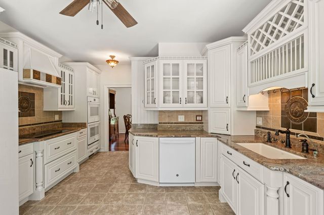 38 Rowell E Road, Brentwood, NH 03833