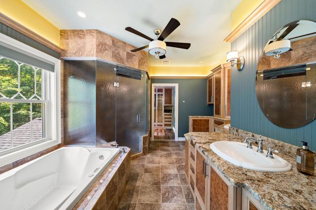 38 Rowell E Road, Brentwood, NH 03833