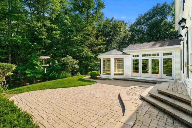 38 Rowell E Road, Brentwood, NH 03833