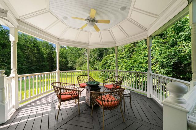 38 Rowell E Road, Brentwood, NH 03833