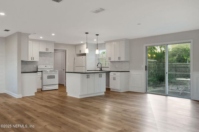 541 COPPITT Drive S, Orange Park, FL 32073