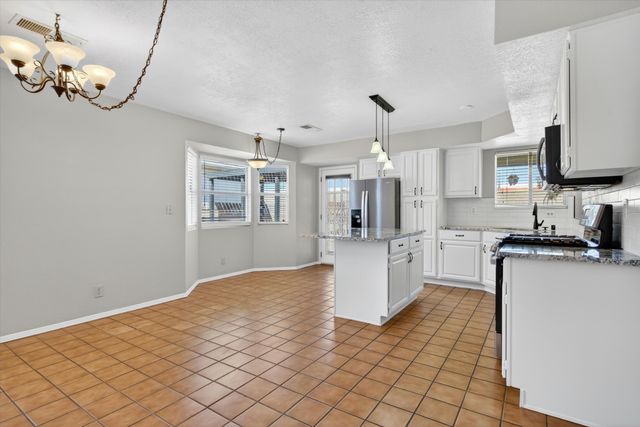 2413 Agua Fria Drive NE, Rio Rancho, NM 87144