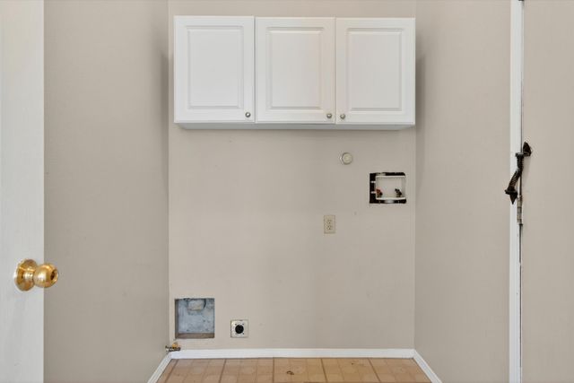 2413 Agua Fria Drive NE, Rio Rancho, NM 87144