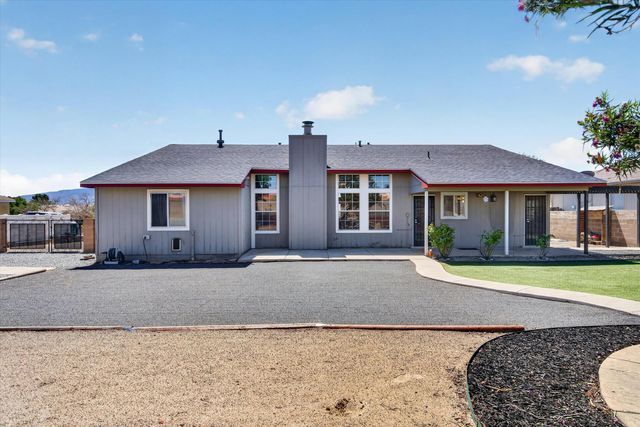 2413 Agua Fria Drive NE, Rio Rancho, NM 87144