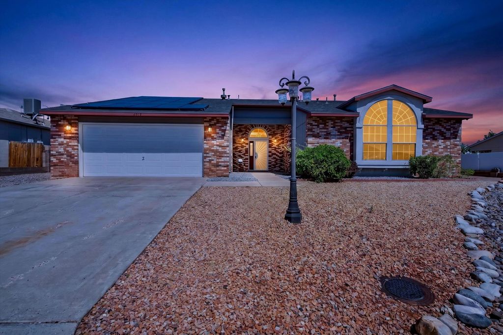 2413 Agua Fria Drive NE, Rio Rancho, NM 87144