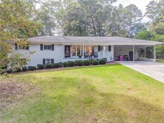 212 Sherwood Drive, Calhoun, GA 30701
