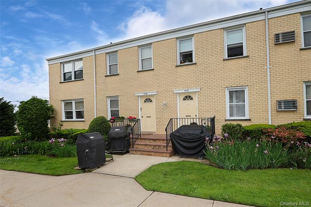 7115 252nd Street 194A, Bellerose, NY 11426