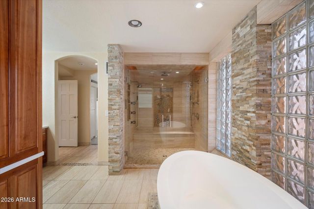 6235 E PARADISE Lane, Scottsdale, AZ 85254