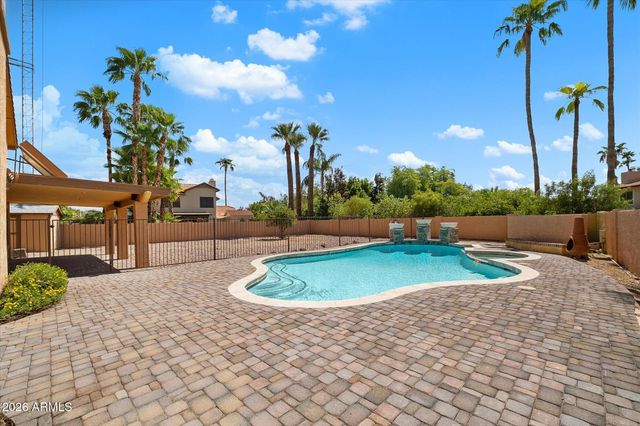 6235 E PARADISE Lane, Scottsdale, AZ 85254