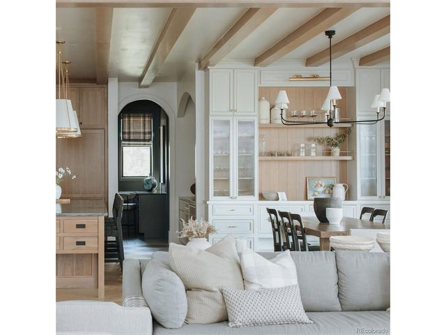 15385 King Ct, Broomfield, CO 80023