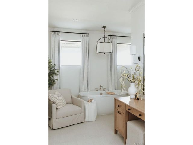 15385 King Ct, Broomfield, CO 80023