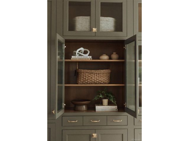 15385 King Ct, Broomfield, CO 80023