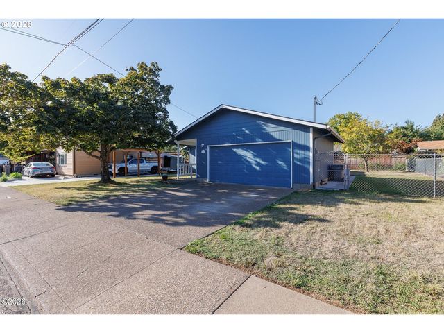 925 Se VIEWMONT Ave, Corvallis, OR 97333