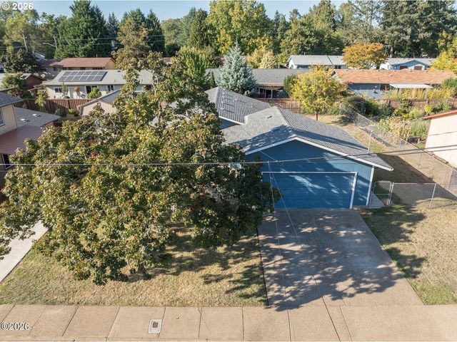 925 Se VIEWMONT Ave, Corvallis, OR 97333