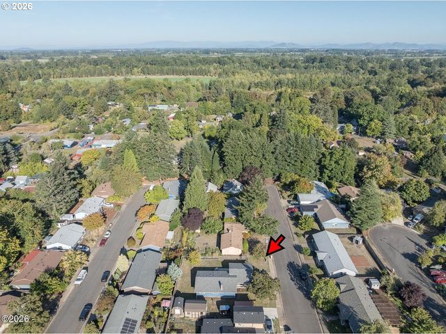 925 Se VIEWMONT Ave, Corvallis, OR 97333