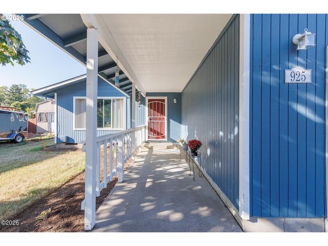 925 Se VIEWMONT Ave, Corvallis, OR 97333