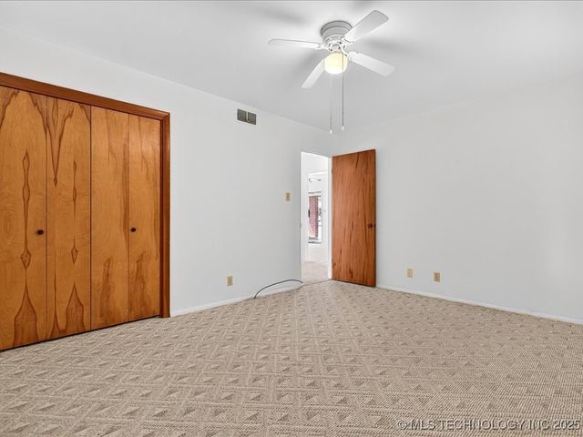 366 SE Wilshire Avenue, Bartlesville, OK 74006