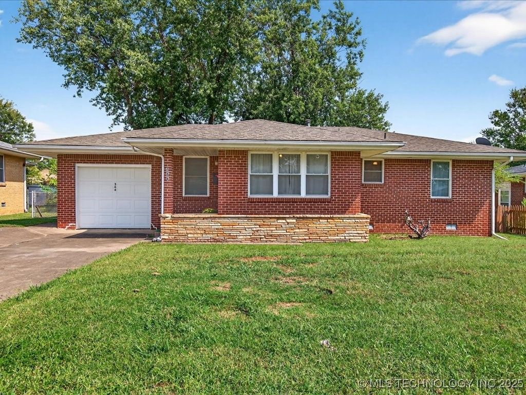 366 SE Wilshire Avenue, Bartlesville, OK 74006