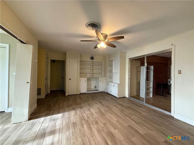 2301 Mcpherson Drive, Port Lavaca, TX 77979