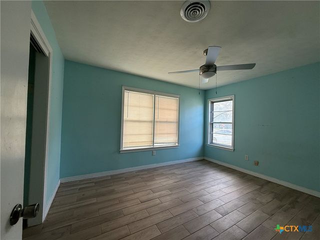 2301 Mcpherson Drive, Port Lavaca, TX 77979