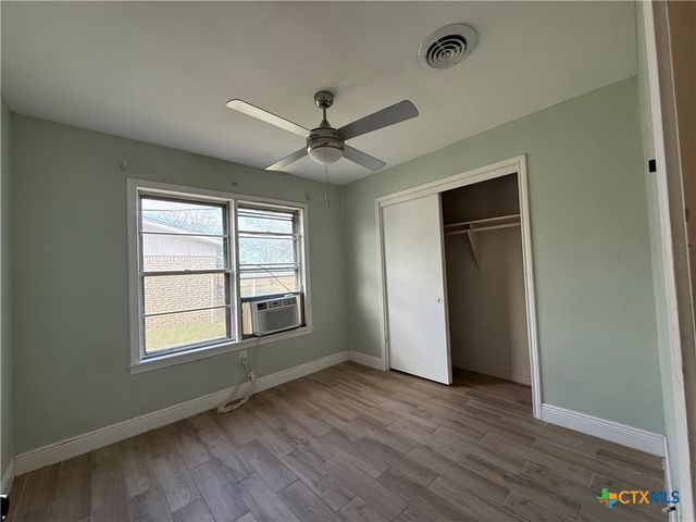 2301 Mcpherson Drive, Port Lavaca, TX 77979