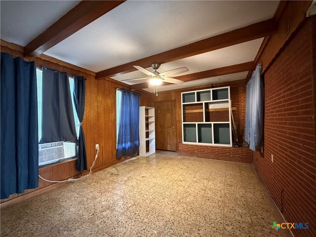 2301 Mcpherson Drive, Port Lavaca, TX 77979