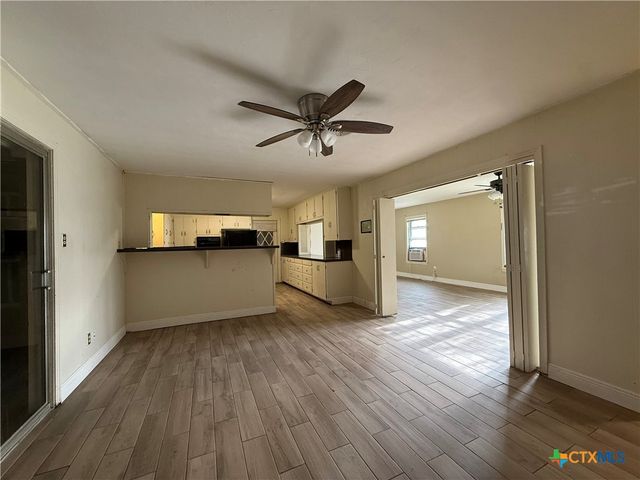 2301 Mcpherson Drive, Port Lavaca, TX 77979