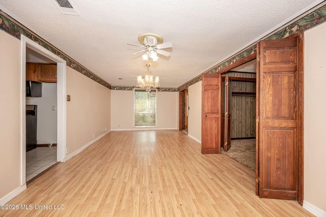 13317 Greenacres Drive, Ocean Springs, MS 39564