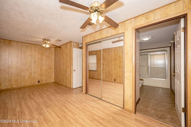 13317 Greenacres Drive, Ocean Springs, MS 39564