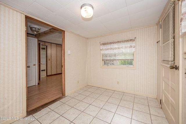 13317 Greenacres Drive, Ocean Springs, MS 39564