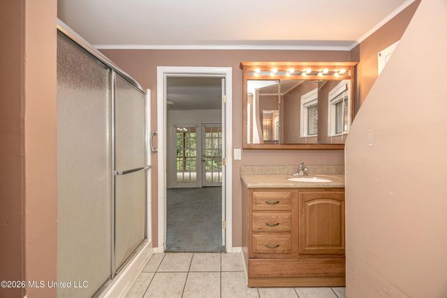13317 Greenacres Drive, Ocean Springs, MS 39564