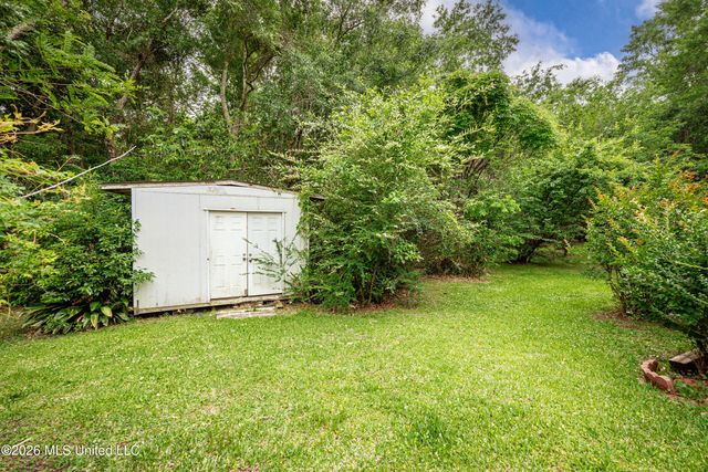 13317 Greenacres Drive, Ocean Springs, MS 39564