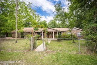13317 Greenacres Drive, Ocean Springs, MS 39564