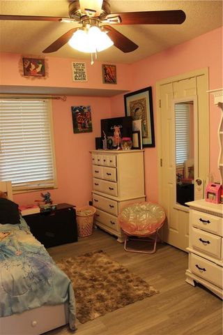 809 NW Arlington Place, Blue Springs, MO 64015