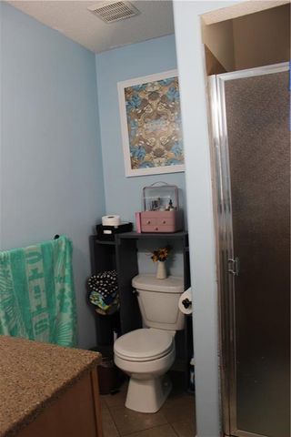 809 NW Arlington Place, Blue Springs, MO 64015
