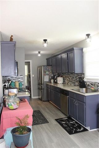 809 NW Arlington Place, Blue Springs, MO 64015