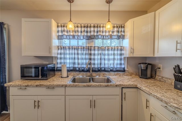 613 North Avenue, Dewitt, NY 13206
